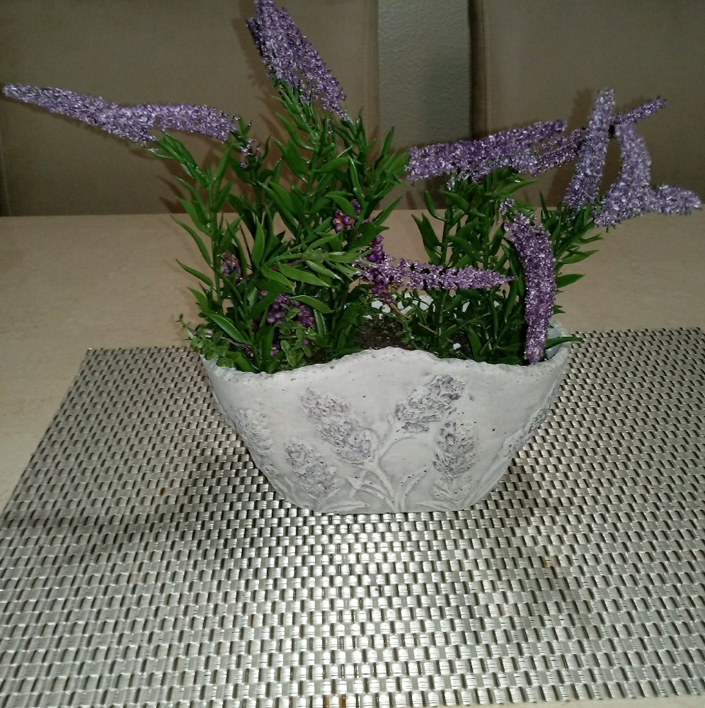 Artificial lavendar decor